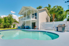 Palmetto Escape with Balcony - Walk to Marina!